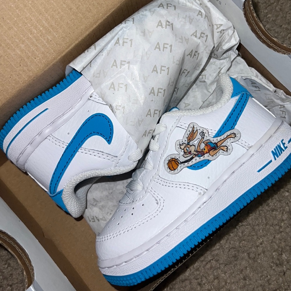 Lola Bunny Air Force 1